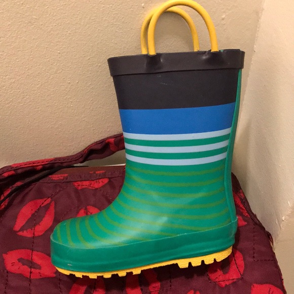 Cat & Jack Other - Multi-colored rain boots.Unisex. Size 5/6toddler
